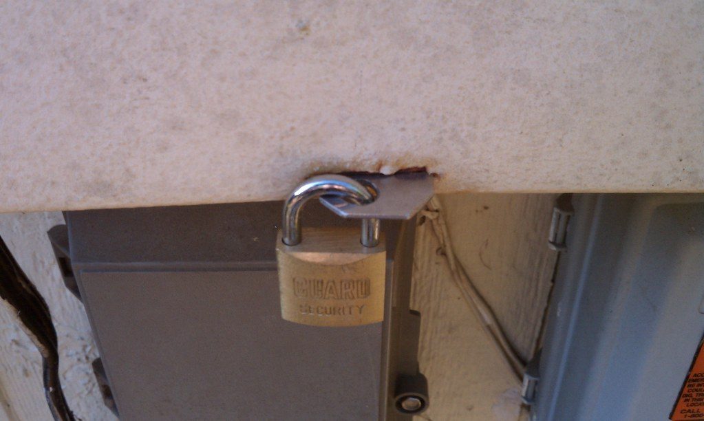 Shutter Lock